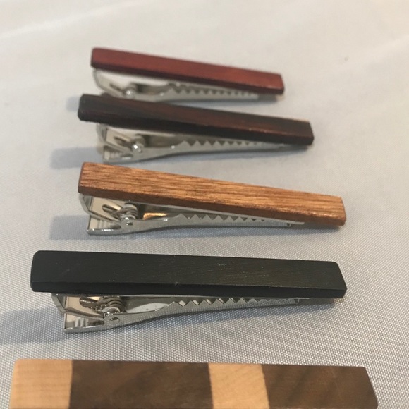 Mahogany Tie Bar - Picture 3 of 4